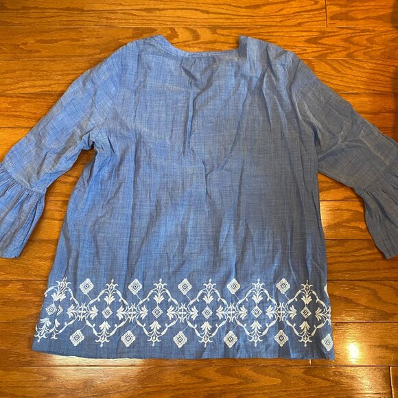 Loft Embroidered Blouse, size M - Picture 2 of 2